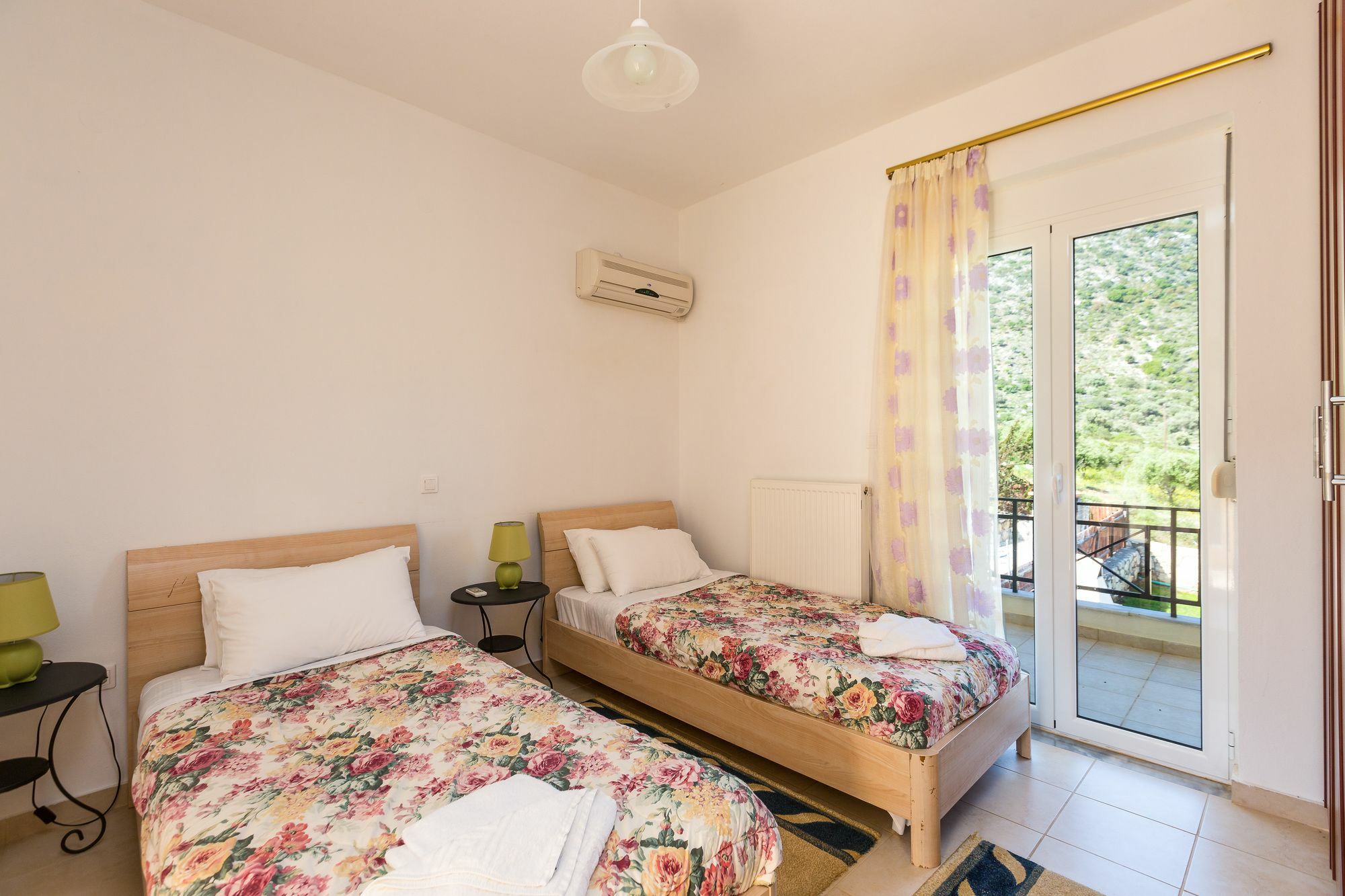 Bali Villas Vlikhádha Екстериор снимка