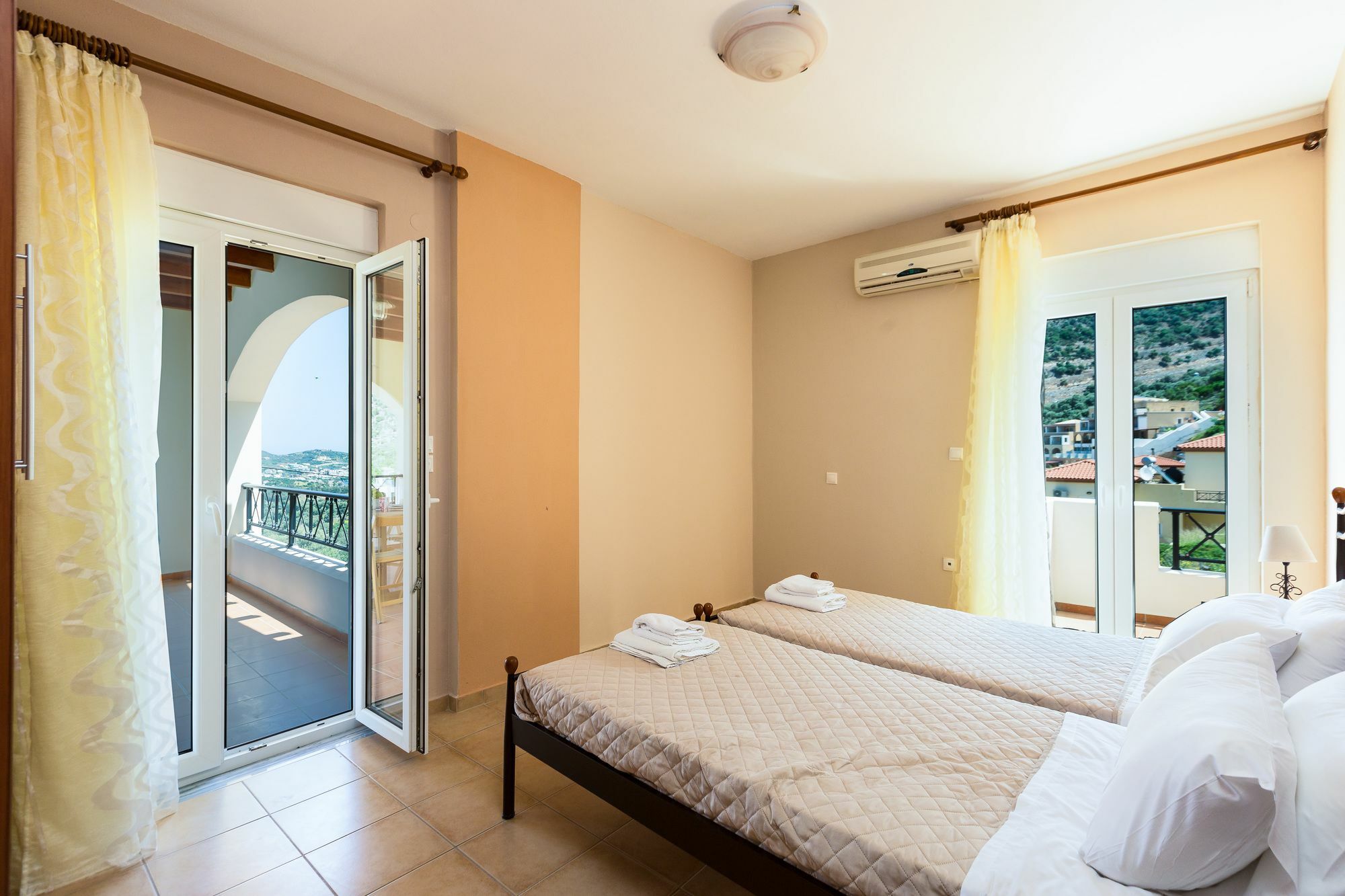 Bali Villas Vlikhádha Екстериор снимка